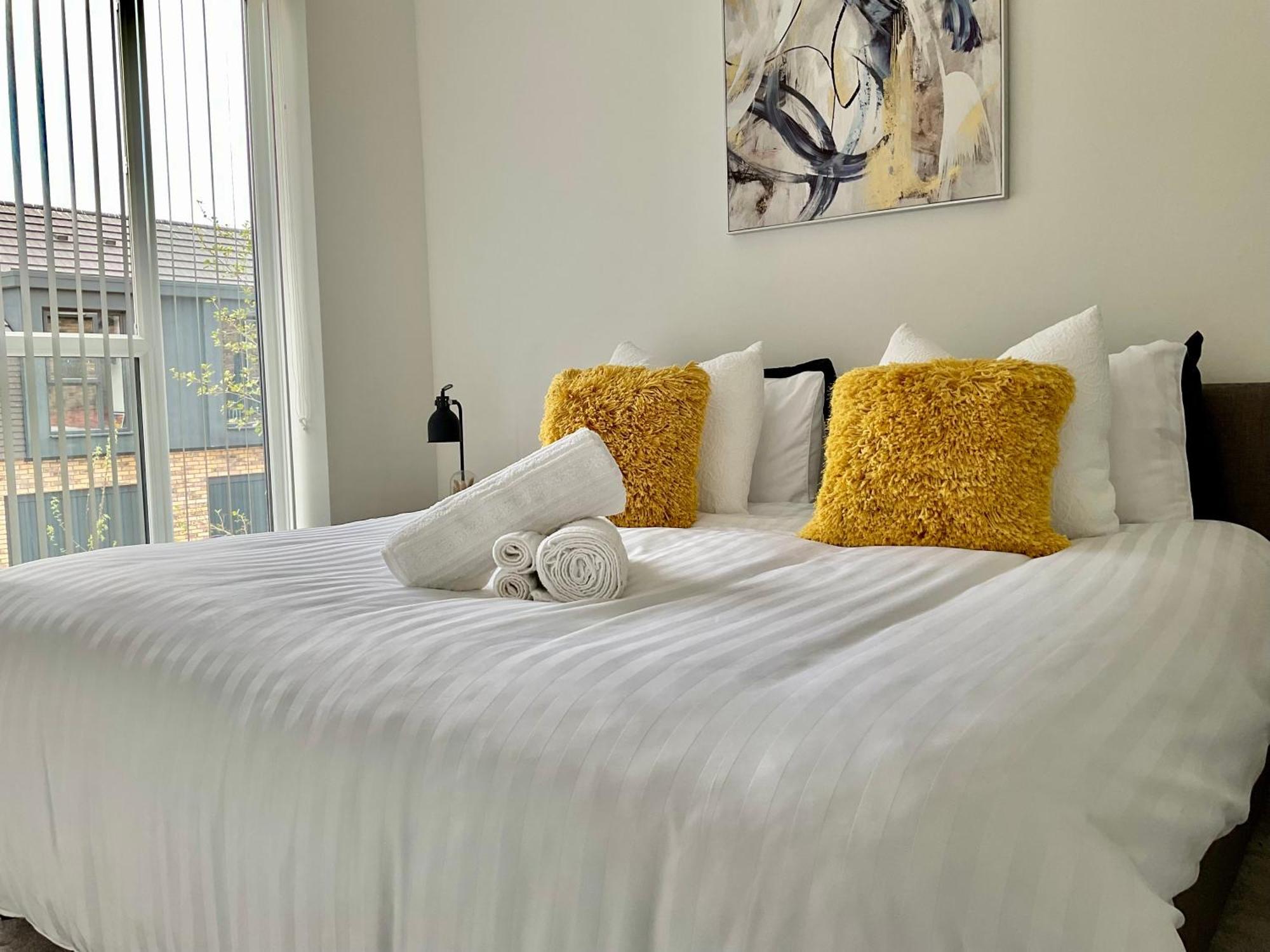 The Parkes A Stylish 3Br House, 5 Mins From Central Birmingham Close To The Edgbaston Stadium, The Hippodrome, Uob, Aston And Bcu, China Town, Kings Heath Bhx Airport And Much More Eksteriør bilde