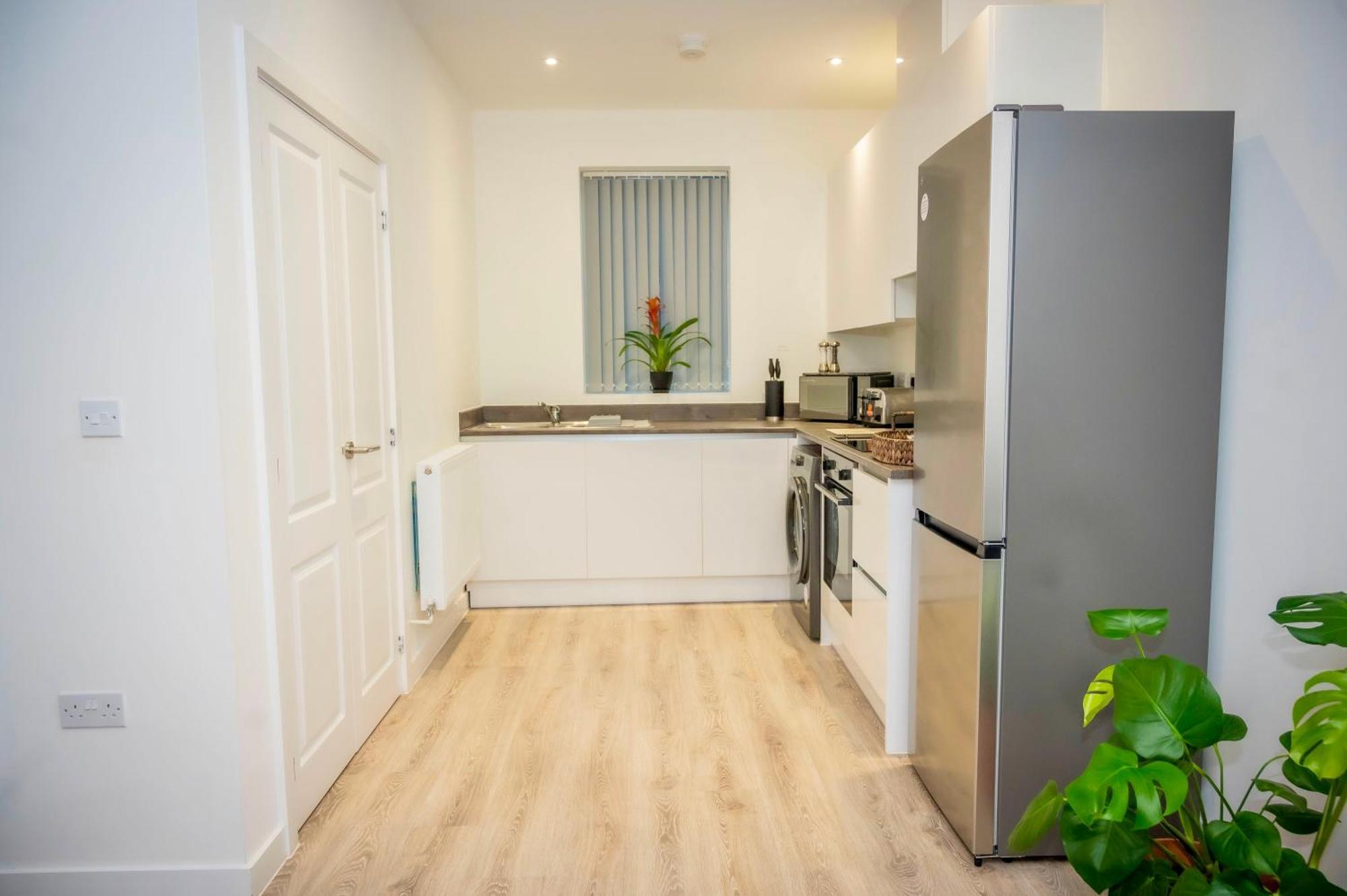 The Parkes A Stylish 3Br House, 5 Mins From Central Birmingham Close To The Edgbaston Stadium, The Hippodrome, Uob, Aston And Bcu, China Town, Kings Heath Bhx Airport And Much More Eksteriør bilde