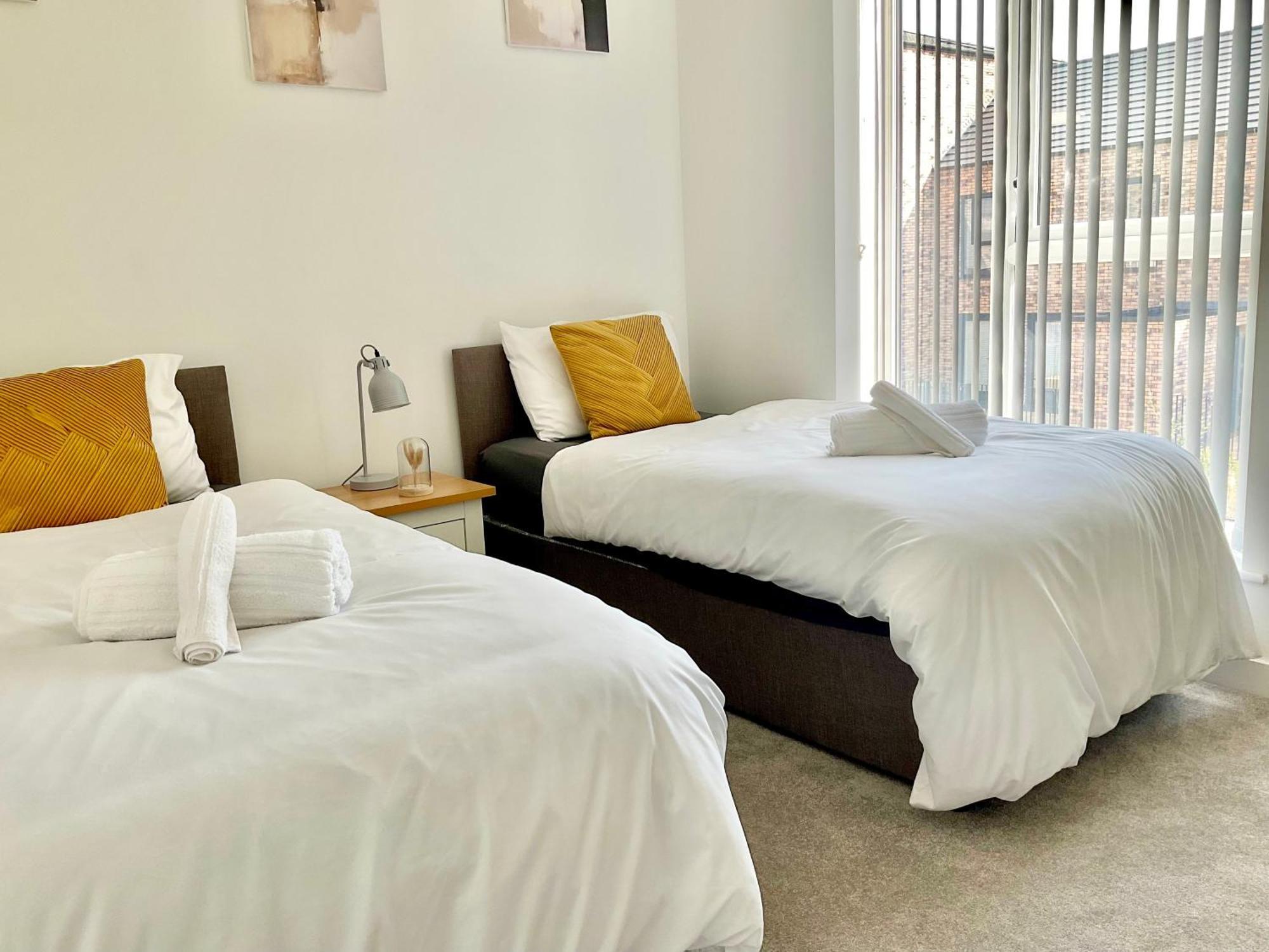 The Parkes A Stylish 3Br House, 5 Mins From Central Birmingham Close To The Edgbaston Stadium, The Hippodrome, Uob, Aston And Bcu, China Town, Kings Heath Bhx Airport And Much More Eksteriør bilde