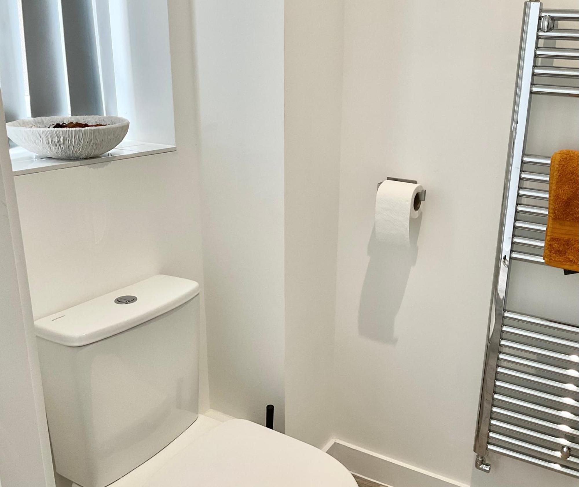 The Parkes A Stylish 3Br House, 5 Mins From Central Birmingham Close To The Edgbaston Stadium, The Hippodrome, Uob, Aston And Bcu, China Town, Kings Heath Bhx Airport And Much More Eksteriør bilde